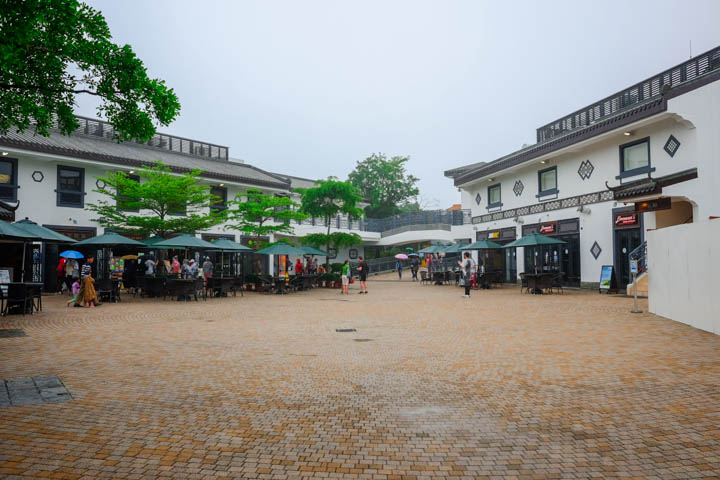 The trail circles around Ngong Ping and then cuts through the piazza.